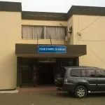 daloa-accusant-sa-grand-mere-d-avoir-tue-son-pere-kouame-armel-l-assassine-et-prend-15-ans-de-prison