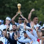 mondial-2018-a-cause-de-la-menace-terroriste-elevee-les-bleus-n-ont-pas-dure-sur-les-champs-elysees