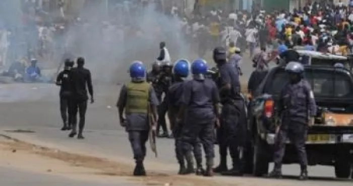 abobo-adjame-vive-altercation-entre-gendarmes-chauffeurs-de-gbaka-et-gnambro