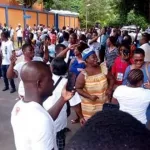 liberation-de-simone-gbagbo-liesse-populaire-au-domicile-du-couple-gbagbo-ce-mercredi-matin