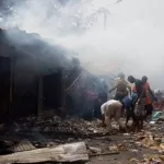 yopougon-koute-village-leurs-domiciles-ravages-une-directrice-et-une-institutrice-perdent-tout-dans-l-incendie-apres-38-ans-et-22-ans-de-carriere