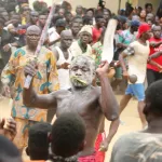 fete-de-generation-a-akoupe-zeudji-la-tradition-celebree-par-une-brasserie