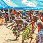 festival-climbie-beach-d-assinie-2018-solibra-avec-sa-marque-orangina-soutient-la-culture-essouman