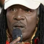 alpha-blondy-repond-a-tiken-jah-quand-alassane-ouattara-a-pris-le-pays-il-etait-en-lambeaux