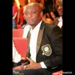 depuis-son-lit-d-hopital-soumangourou-kante-raconte-comment-il-s-est-fait-bastonner-par-dj-arafat