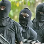 insecurite-un-commando-dont-un-pere-et-son-fils-attaque-un-village-un-mort-douze-blesses