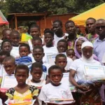agnibilekro-des-kits-scolaires-aux-meilleurs-eleves-du-village-d-agnanfoutou
