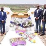 a-kinshasa-pour-un-concert-magic-system-se-recueille-sur-la-tombe-de-papa-wemba