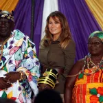 en-visite-en-afrique-melania-trump-fait-ses-premiers-pas-au-ghana