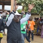 attaque-du-qg-du-maire-de-koumassi-accuse-le-camp-bacongo-se-defend-voici-sa-version-des-faits