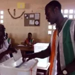 municipales-a-songon-une-electrice-detenant-un-listing-de-vote-epinglee-puis-relachee