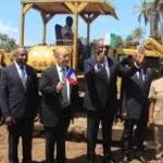cooperation-ivoiro-francaise-hamed-bakayoko-et-jean-yves-ledrian-lancent-les-travaux-de-construction-d-un-centre-de-lutte-contre-le-terrorisme-a-jacqueville