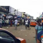 insecurite-un-malfaiteur-solitaire-attaque-un-commerce-et-emporte-plus-de-200-millions-de-f-cfa