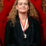 cooperation-ivoiro-canadienne-julie-payette-faite-reine-mere-du-peuple-n-zima