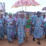 bingerville-les-populations-d-elokato-celebrent-l-unite-retrouvee