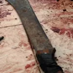 ferke-il-decapite-un-jeune-homme-et-tente-de-vendre-sa-tete