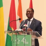 energies-solaires-en-afrique-les-revelations-de-ouattara-depuis-lome-ses-promesses-sur-l-electrification-en-cote-d-ivoire