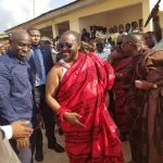 invite-a-une-ceremonie-d-intronisation-guillaume-soro-marque-un-grand-coup-dans-l-indenie-tout-sur-son-passage-qui-affiche-un-signal-fort-pour-ses-ambitions