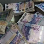 riviera-le-gerant-d-une-agence-de-transfert-d-argent-abattu-un-sac-de-sous-emporte