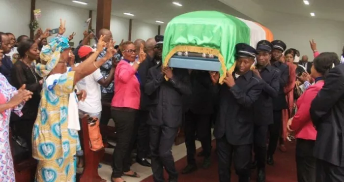 sangare-inhume-apres-5h-de-marche-kandia-parle-a-bedie