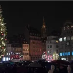 fusillade-a-strasbourg-un-mort-et-11-blesses-dont-7-en-urgence-absolue-sur-le-marche-de-noel-le-tireur-identifie-est-en-fuite