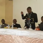 election-municipale-a-port-bouet-2-millions-de-frs-cfa-offert-a-emou-sylvestre-par-la-federation-du-gle-makosso-camille