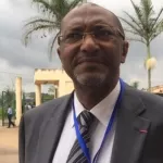 fecafoot-le-candidat-de-samuel-eto-seidou-mbombo-njoya-etale-joseph-antoine-bell-et-lui-rend-hommage