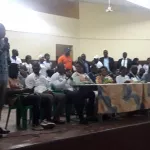 municipales-a-grand-bassam-jean-louis-moulot-rencontre-la-communaute-bete-de-la-ville