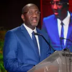 developpement-du-commerce-les-commercants-de-cote-d-ivoire-ont-desormais-leurs-cartes-professionnelles