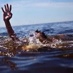 port-bouet-un-eleve-participe-a-une-emission-tele-sur-la-plage-et-disparait-en-mer