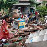 tsunami-en-indonesie-429-morts-pres-de-1500-blesses-et-154-disparus