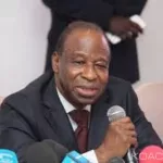 en-conference-publique-essy-amara-pour-la-paix-houphouet-boigny-a-fait-le-maximum