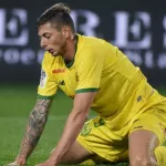 emiliano-sala-la-police-met-fin-aux-recherches-la-soeur-du-joueur-en-pleurs