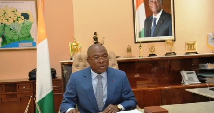 greve-tous-azimuts-a-la-fonction-publique-issa-coulibaly-aux-syndicalistes-respectez-votre-part-d-engagements
