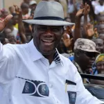 congres-du-rhdp-ouattara-s-offre-un-bain-de-foule-au-stade-houphouet-boigny