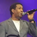 une-ong-offre-le-chanteur-guilou-pour-celebrer-l-amour-action-sociale-defile-a-theme-et-jeux-concours-au-menu-de-cette-soiree-de-gala