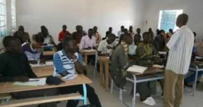 recrutement-exceptionnel-de-10-300-enseignants-contractuels-en-2019-le-ministere-de-l-education-nationale-fait-des-precisions