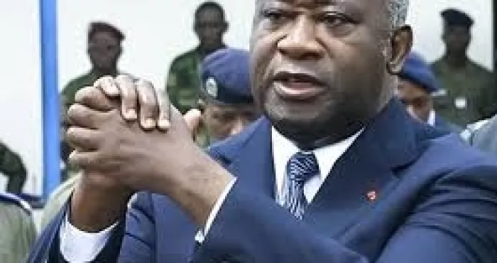 gbagbo-a-regagne-la-belgique-soro-refuse-de-demissionner