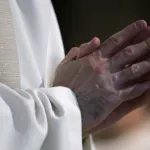 un-pretre-prend-trois-ans-de-prison-pour-avoir-agresse-sexuellement-son-petit-cousin-mineur