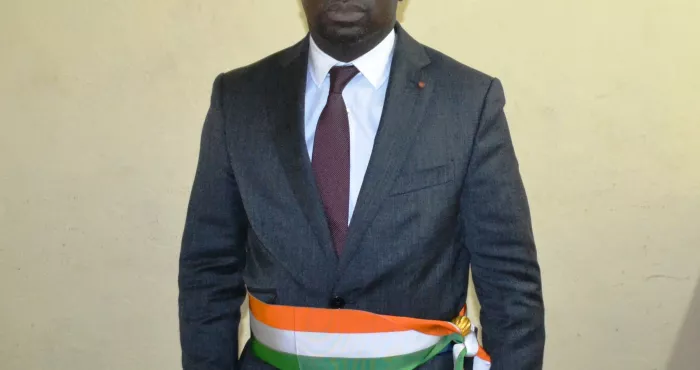 grand-bassam-le-vice-president-kablan-duncan-et-plusieurs-ministres-annonces-a-l-investiture-du-maire-moulot
