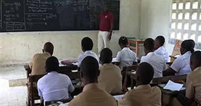 education-nationale-l-etat-et-les-syndicats-se-separent-dos-a-dos