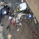 horreur-a-yopougon-mossikro-le-corps-sans-vie-d-un-nouveau-ne-decouvert-dans-un-caniveau