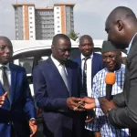 secteur-des-transports-deux-vehicules-remis-au-haut-conseil-du-patronat-des-entreprises-de-transport