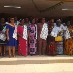 celebration-de-la-journee-internationale-de-la-femme-amede-kouakou-offre-gracieusement-l-uniforme-aux-femmes-de-divo