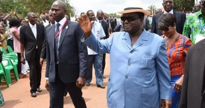 bedie-debarque-a-yamoussoukro-plusieurs-enseignants-arretes-d-autres-en-fuite