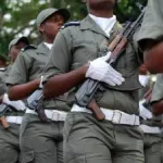 yopougon-une-femme-policier-attaquee-et-desarmee-en-pleine-rue