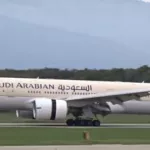 arabie-saoudite-une-passagere-oublie-son-bebe-a-l-aeroport-l-avion-fait-demi-tour