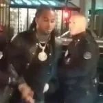 le-rappeur-kalash-arrete-sur-les-champs-elysees-a-paris