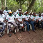religion-pelerinage-catholique-des-freres-d-arme-prient-dans-la-foret-du-banco