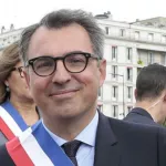 france-un-maire-demissionne-apres-la-publication-de-ses-photos-nus